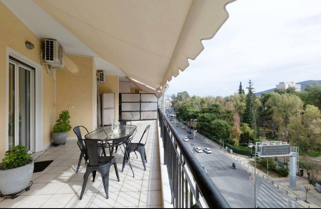 Appartement Luxury Penthouse With Amazing View! à Athènes Extérieur photo
